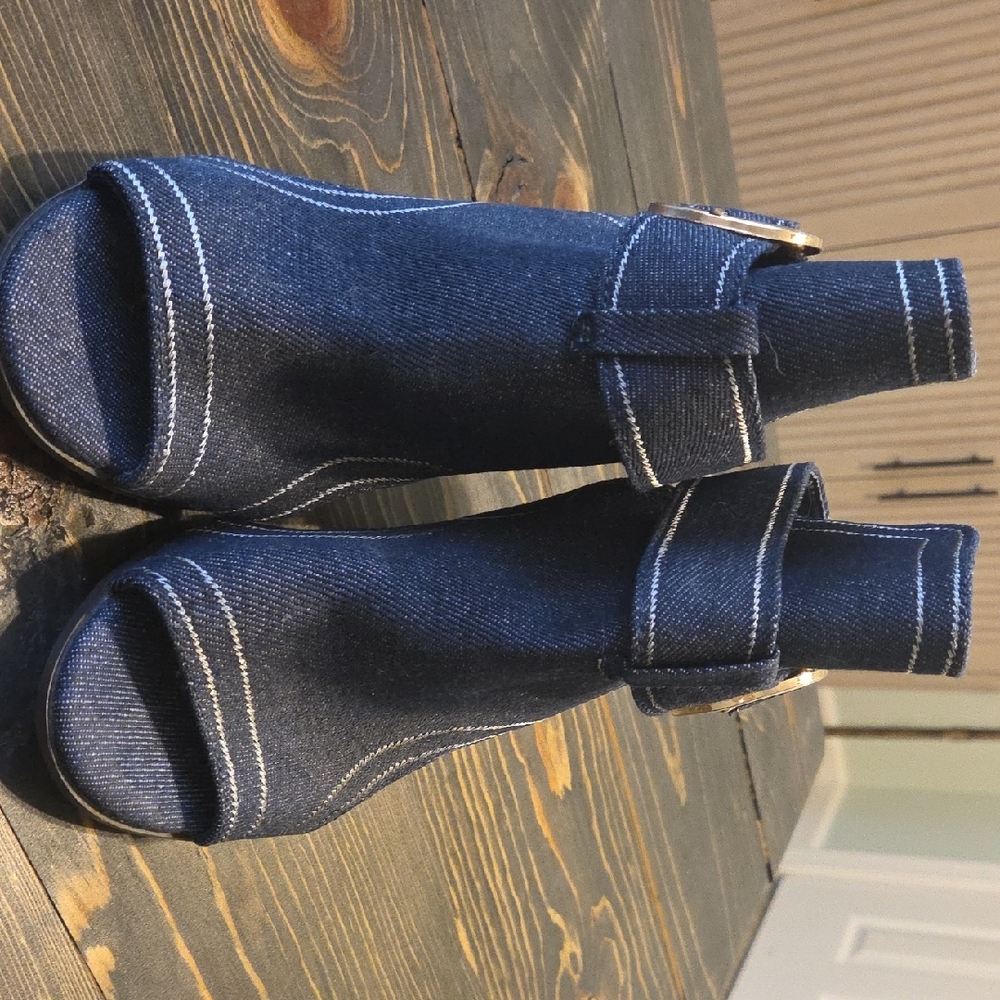 Stylish Denim Open-Toe Heeled Boots - Picture 2 of 6